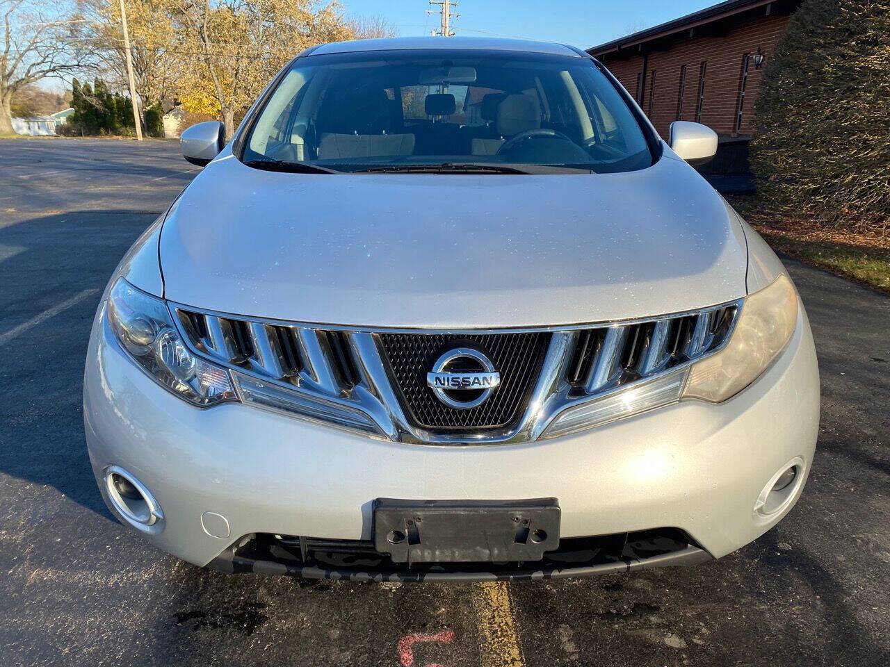 Used 2010 Nissan Murano S AWD/4WD image 2