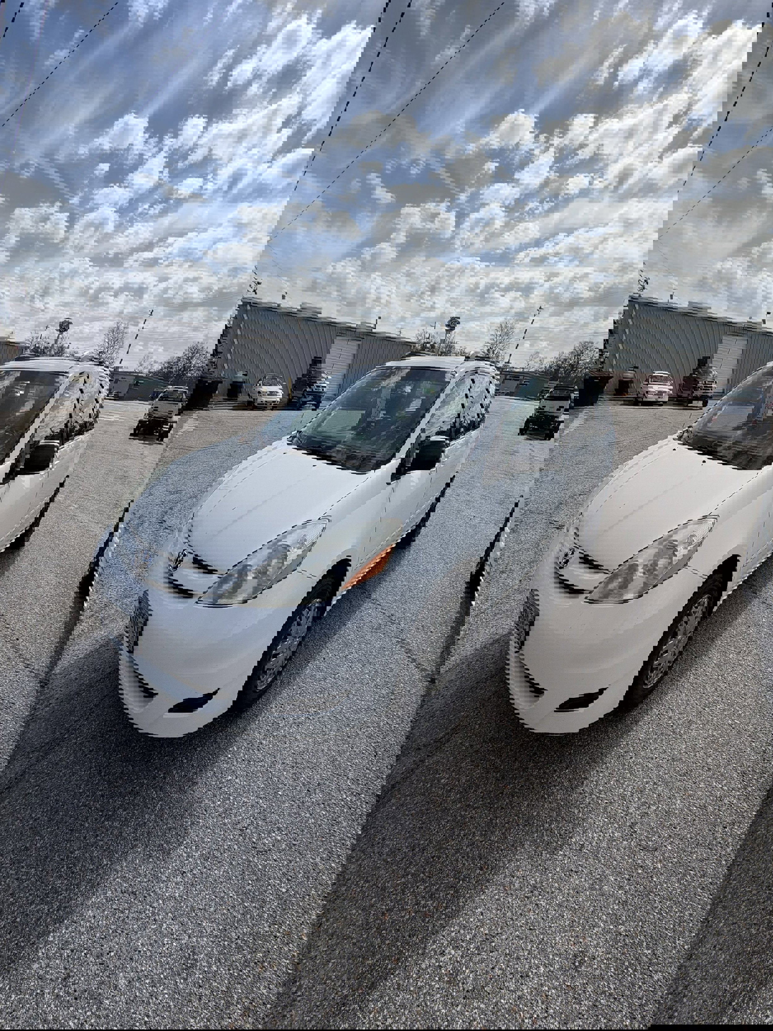 Used 2008 Toyota Sienna CE image 1