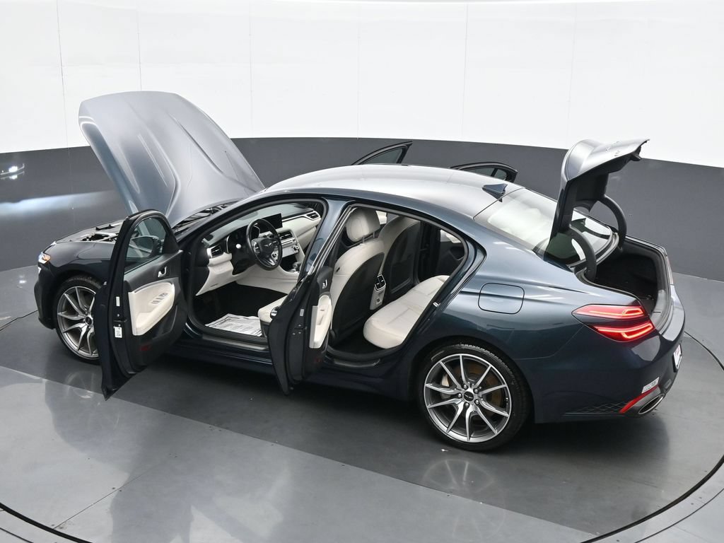 Used 2024 Genesis G70 2.5T RWD image 39