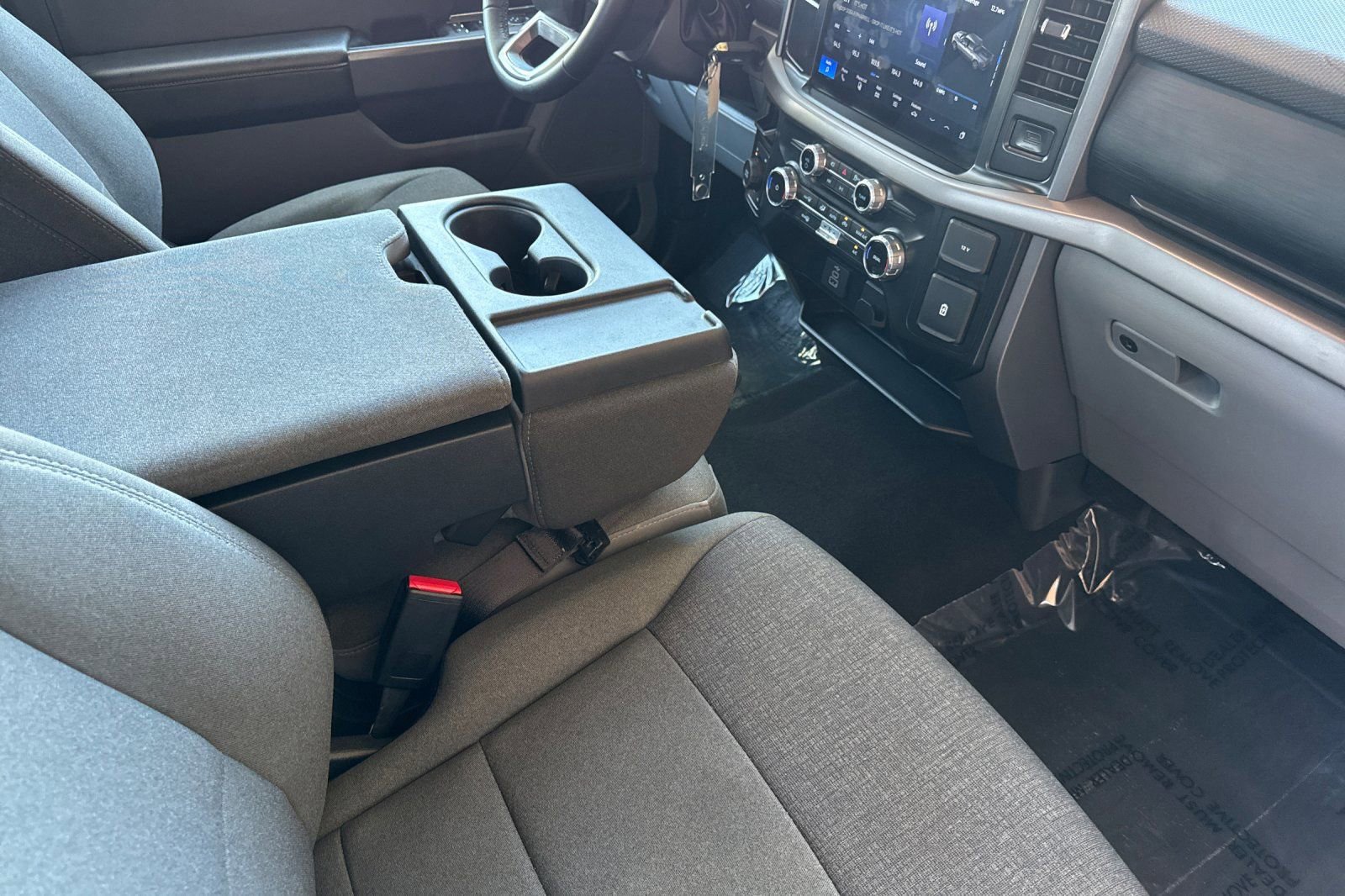 Used 2025 Ford F150 XLT w/ Equipment Group 301A Standard AWD/4WD image 16