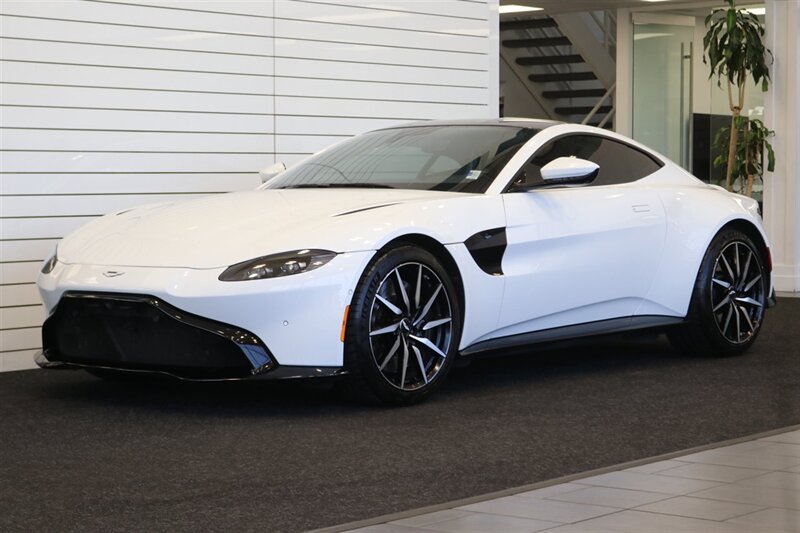 Used 2020 Aston Martin V8 Vantage Coupe RWD image 3