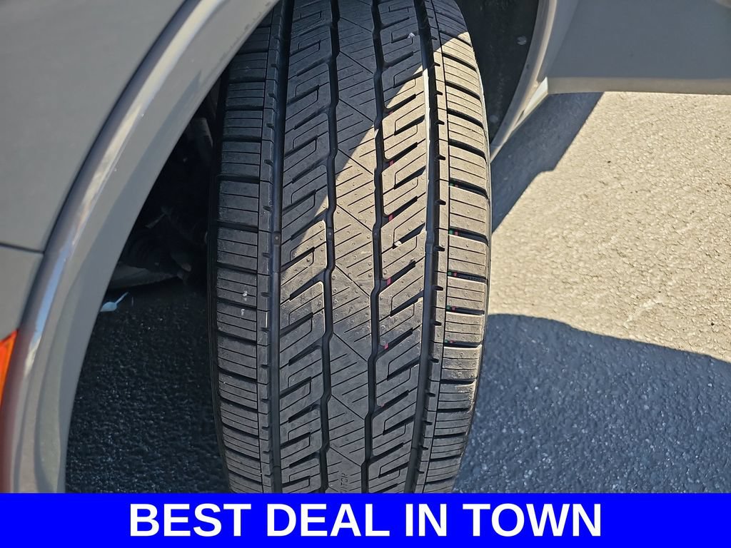 Used 2024 Dodge Durango GT AWD/4WD image 37