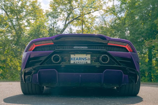 Used 2021 Lamborghini Huracan EVO RWD image 37