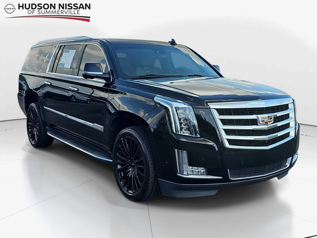 Used 2017 Cadillac Escalade ESV Luxury RWD 360° Tour