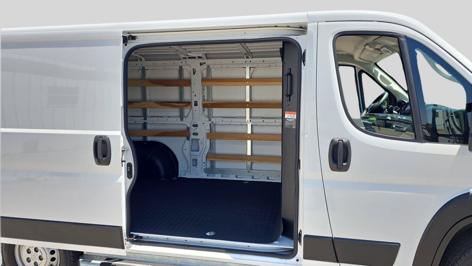 Used 2025 RAM ProMaster 2500 w/ U-Haul Equipment Group FWD image 14