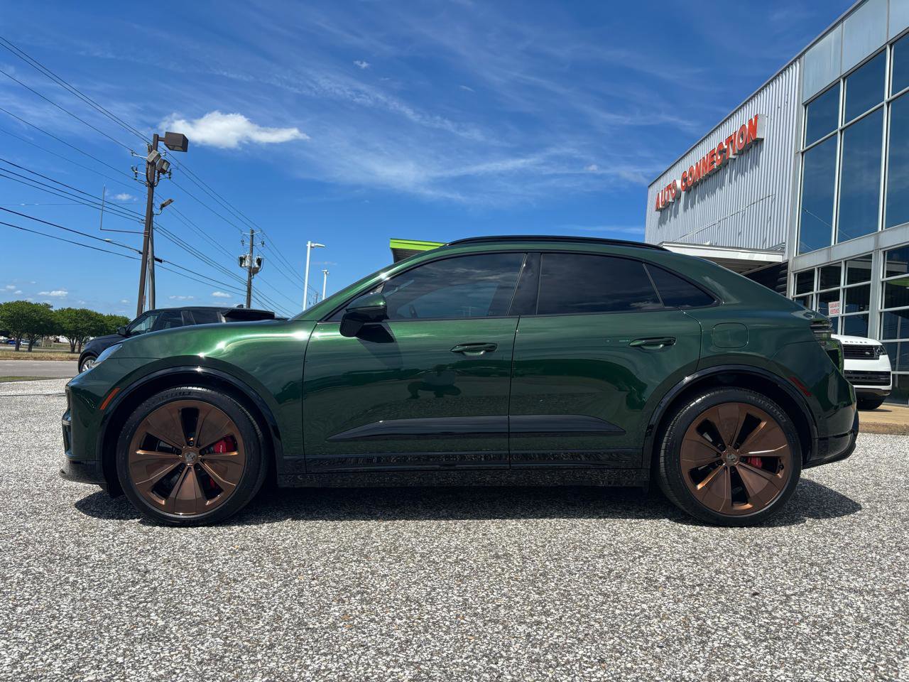 Used 2024 Porsche Macan Turbo Electric image 5