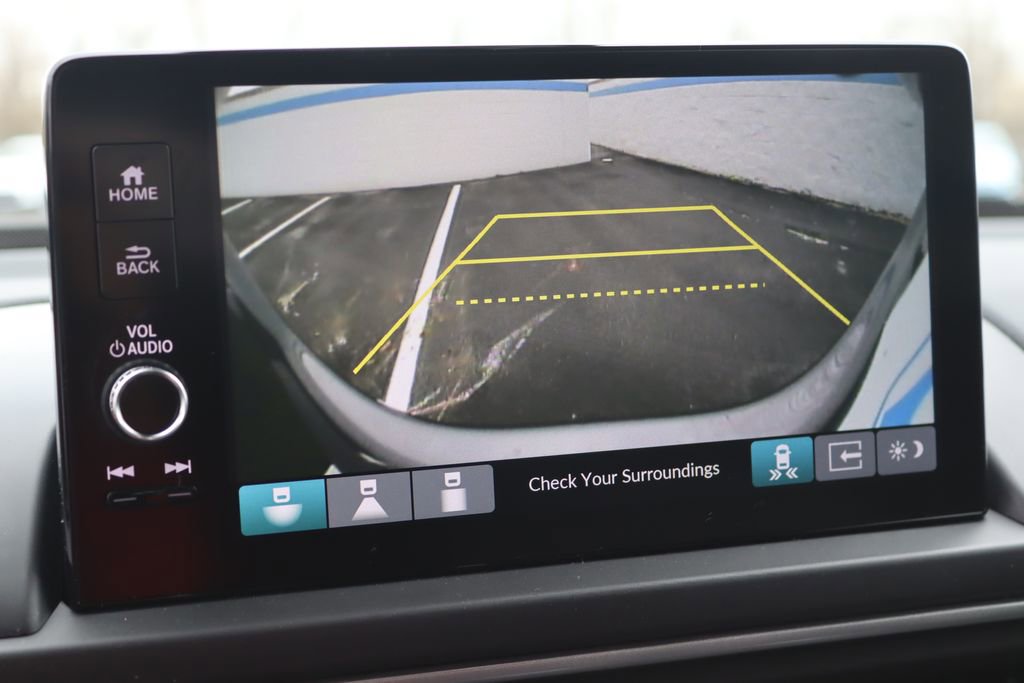 Certified 2025 Honda Pilot Touring image 38