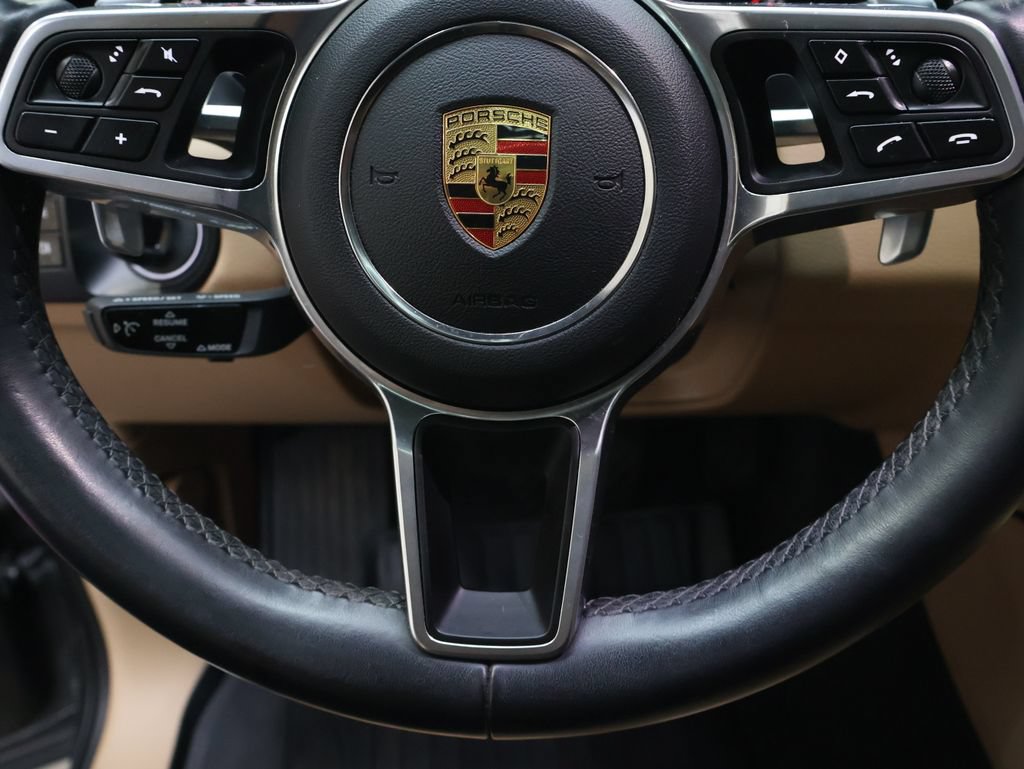 Used 2020 Porsche Cayenne AWD/4WD image 18