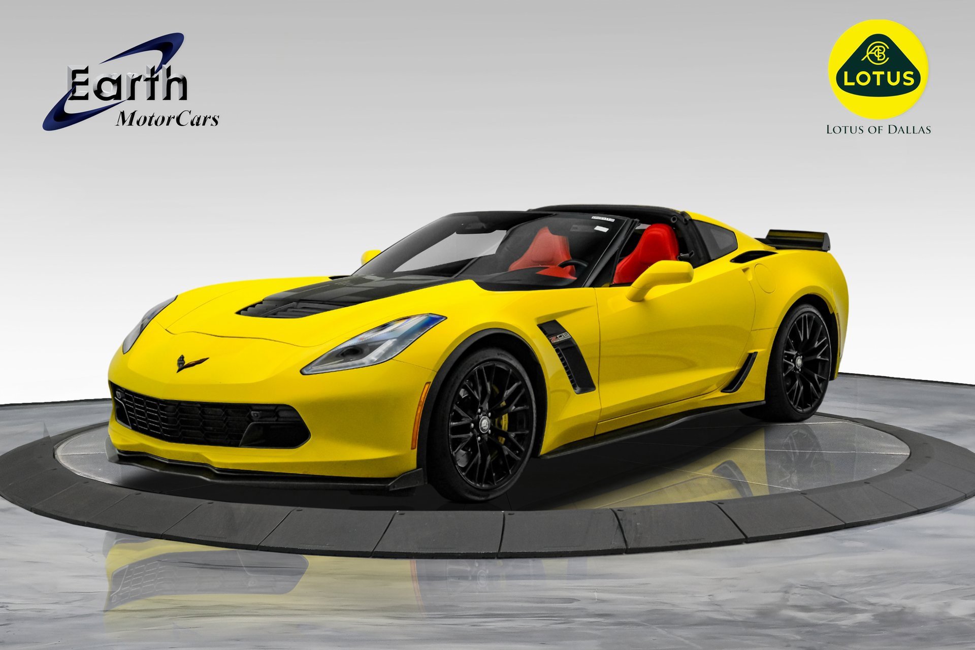 Used 2018 Chevrolet Corvette Z06 image 1