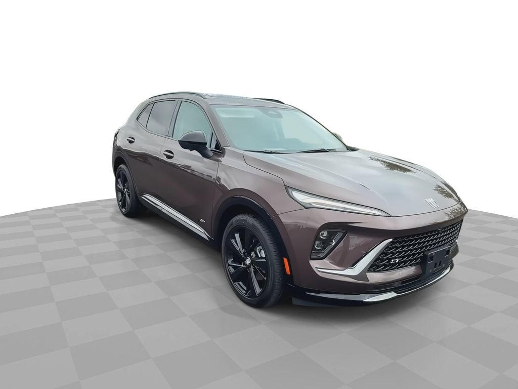 Certified 2025 Buick Envision Sport Touring image 2