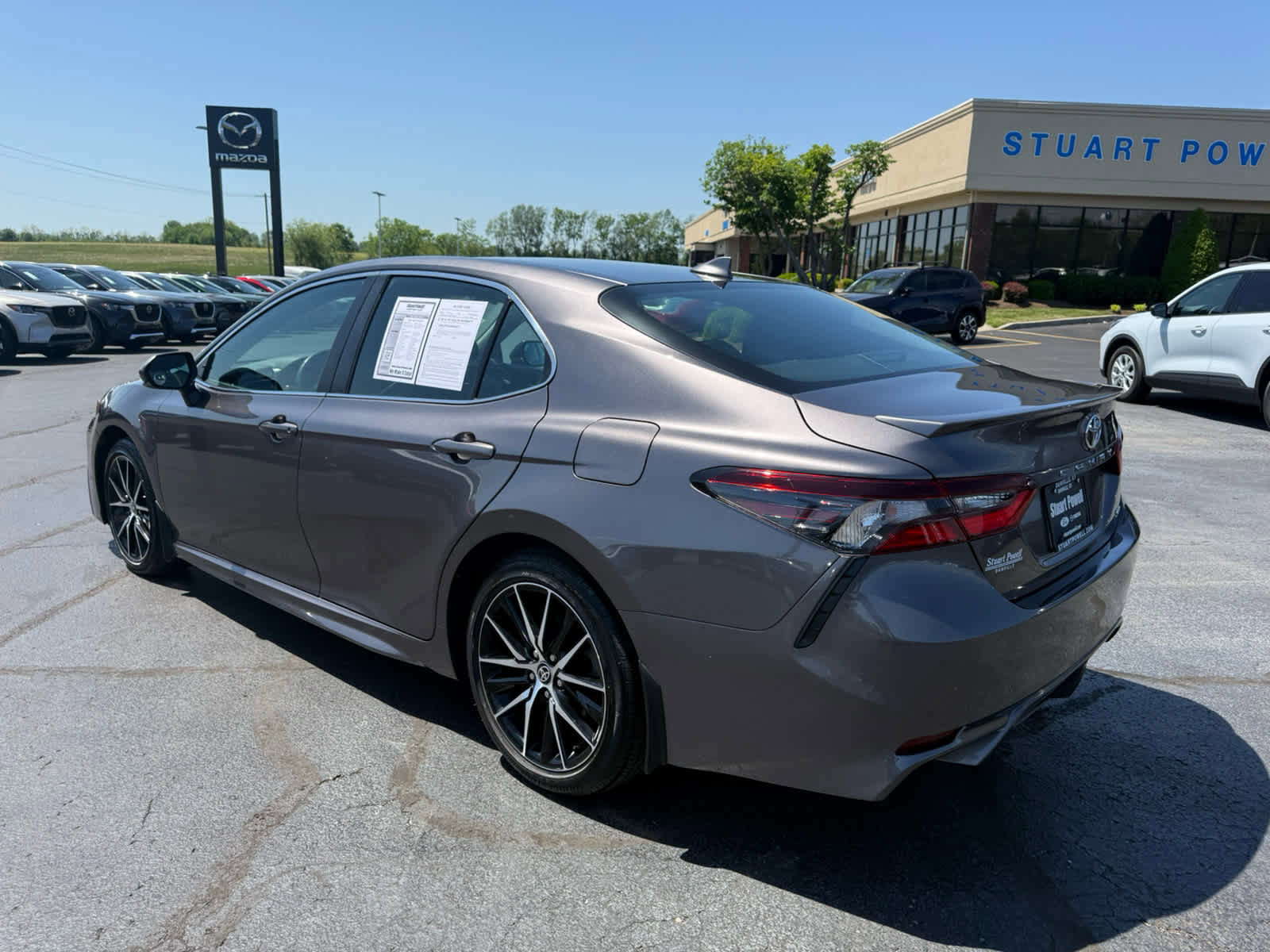 Used 2023 Toyota Camry SE w/ Audio Upgrade Package image 27