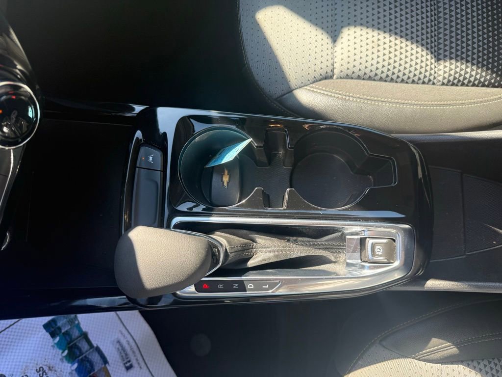 Used 2025 Chevrolet Trax LT image 37