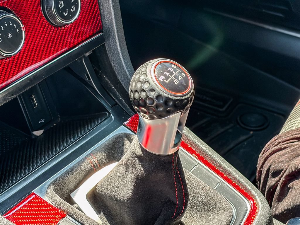Used 2018 Volkswagen GTI S FWD image 9