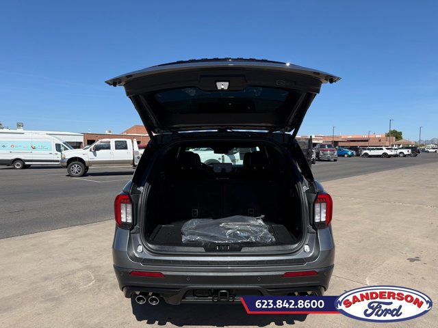 Used 2025 Ford Explorer ST w/ Sun And Sound Package AWD/4WD image 9