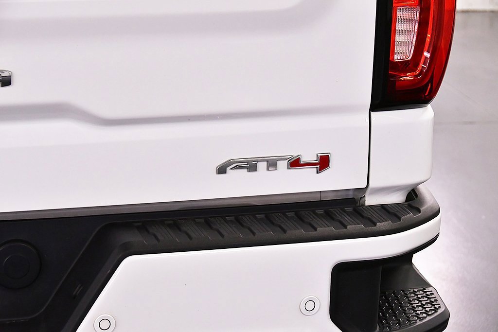 Used 2024 GMC Sierra 1500 AT4 w/ AT4 Preferred Package image 12