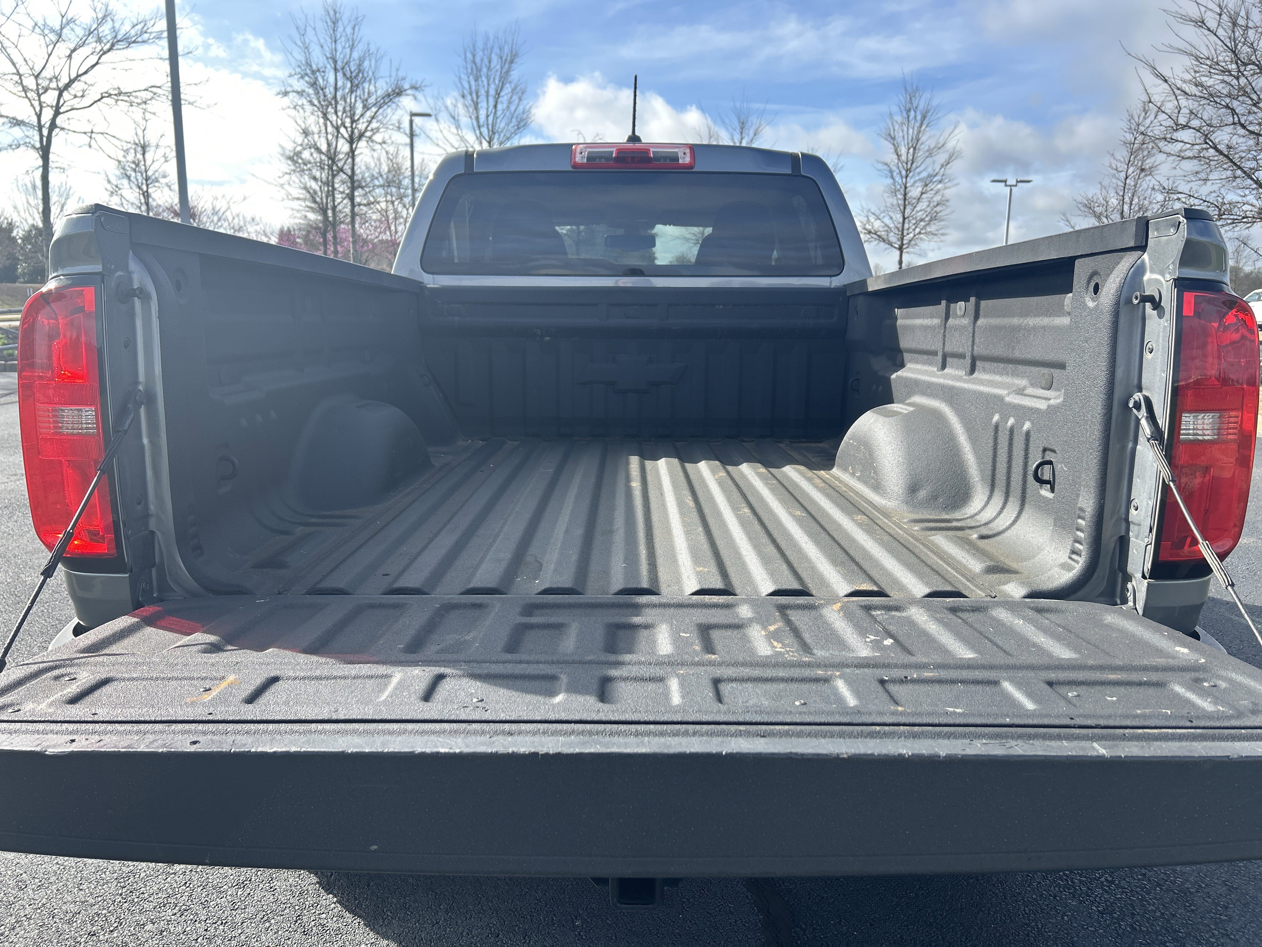 Used 2021 Chevrolet Colorado LT image 30