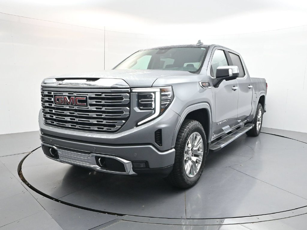 Used 2026 GMC Sierra 1500 Denali AWD/4WD image 3