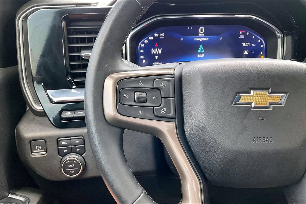 Used 2024 Chevrolet Silverado 2500 High Country w/ High Country Premium Package AWD/4WD image 13