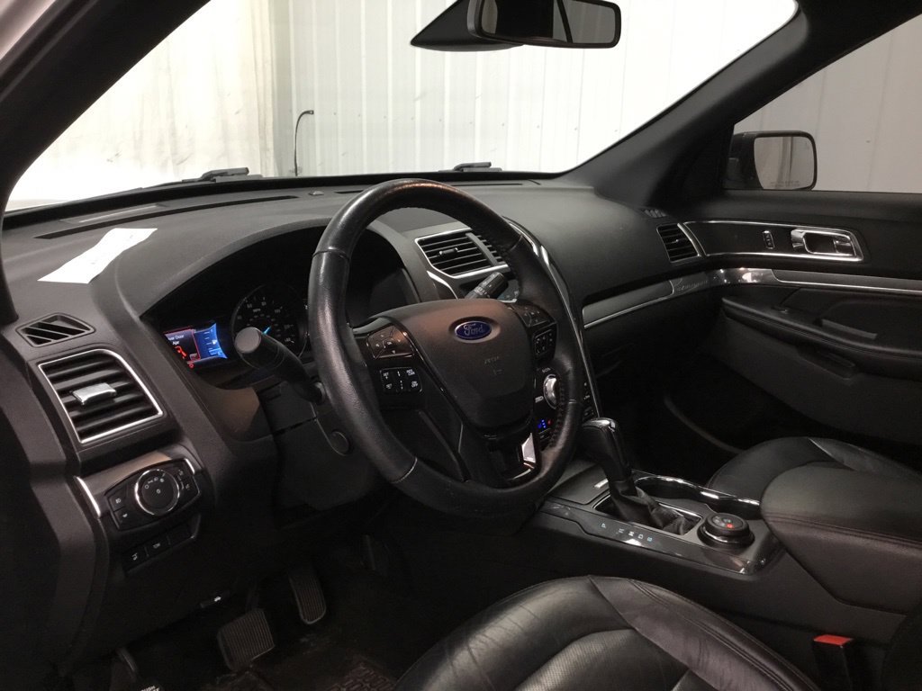 Used 2018 Ford Explorer Sport AWD/4WD image 12