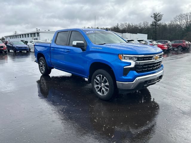 Used 2025 Chevrolet Silverado 1500 LT AWD/4WD image 11