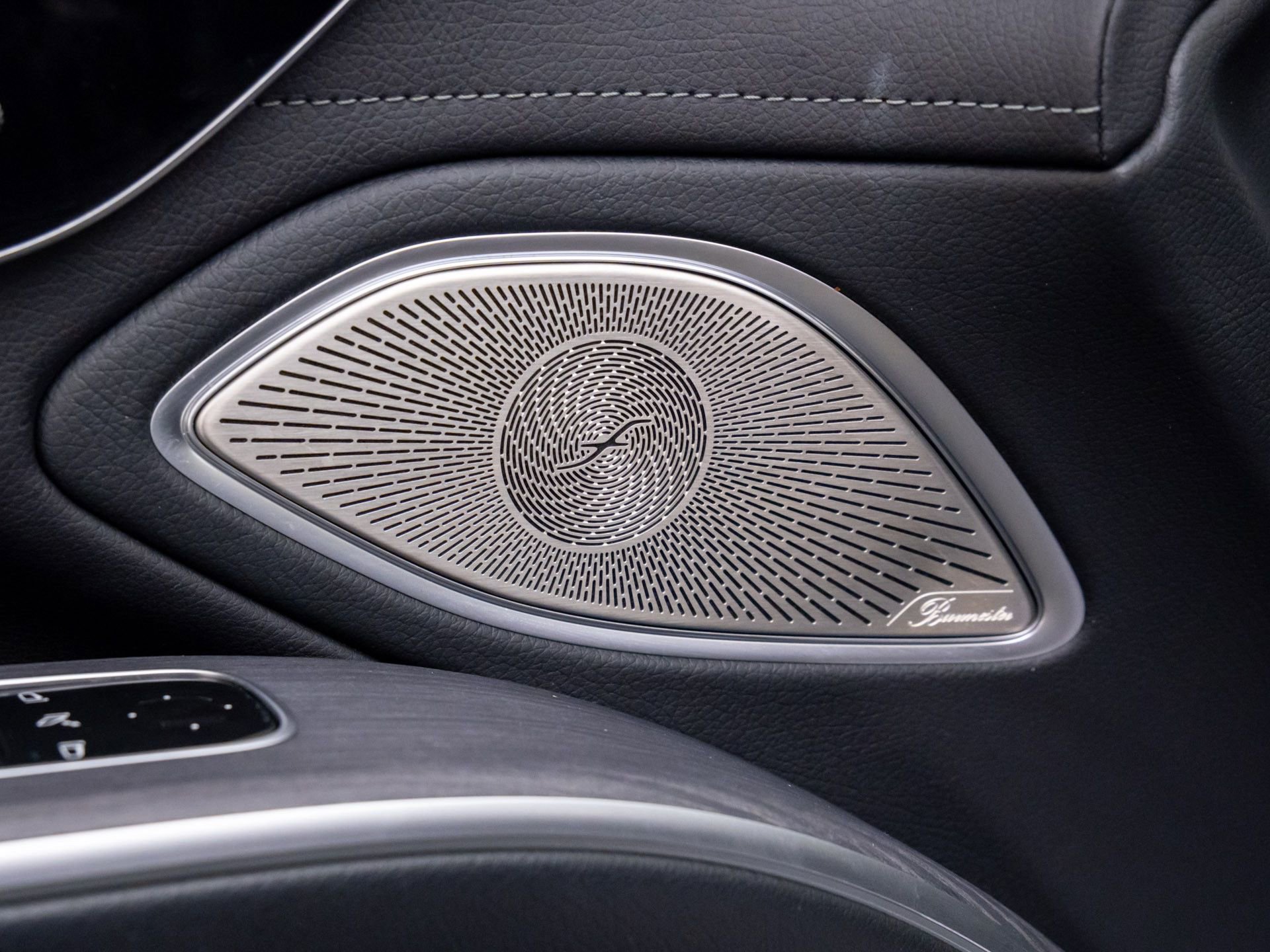 Used 2022 Mercedes-Benz EQS 580 4MATIC Sedan image 13