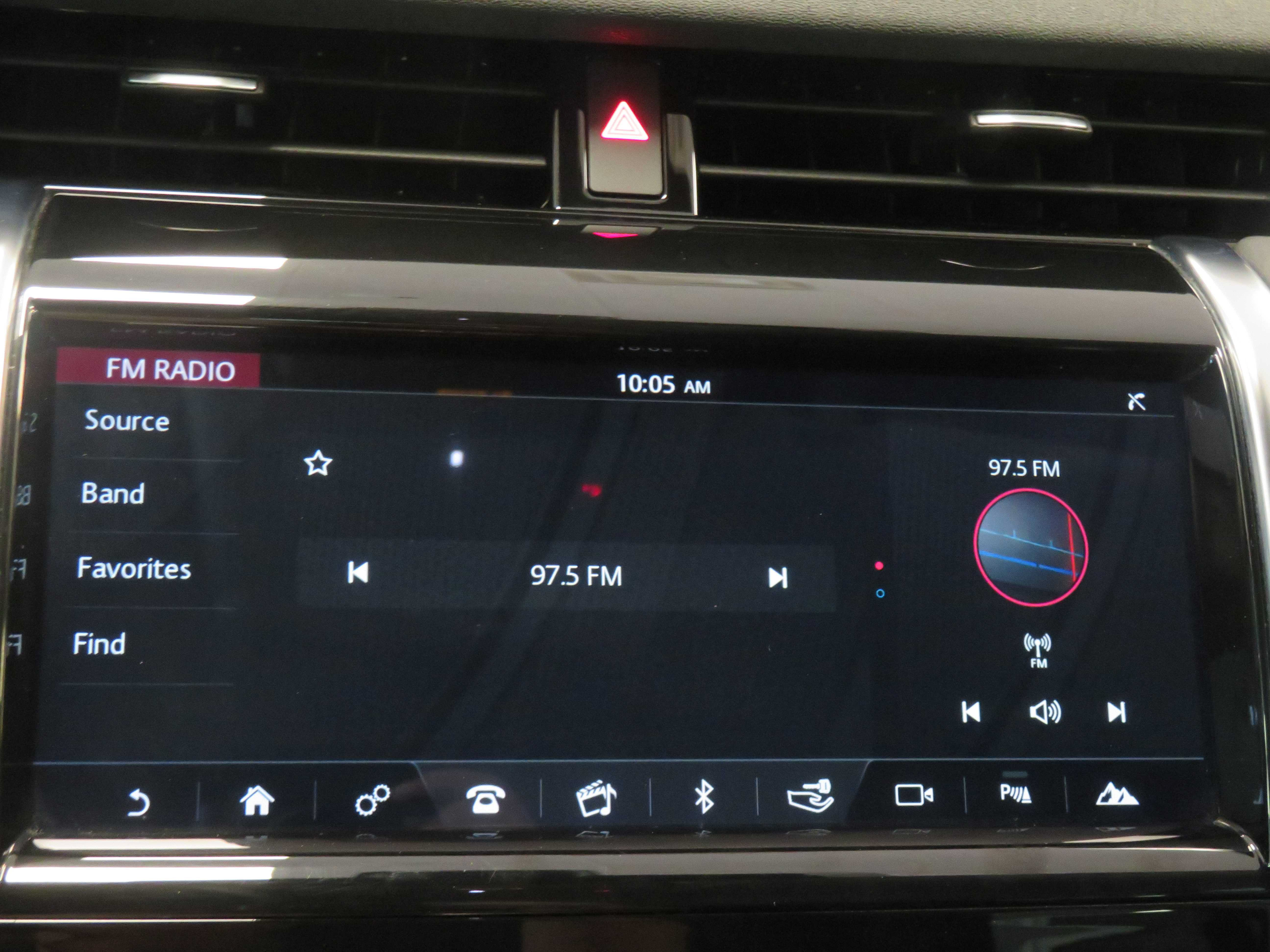 Used 2020 Land Rover Discovery Sport AWD/4WD image 38