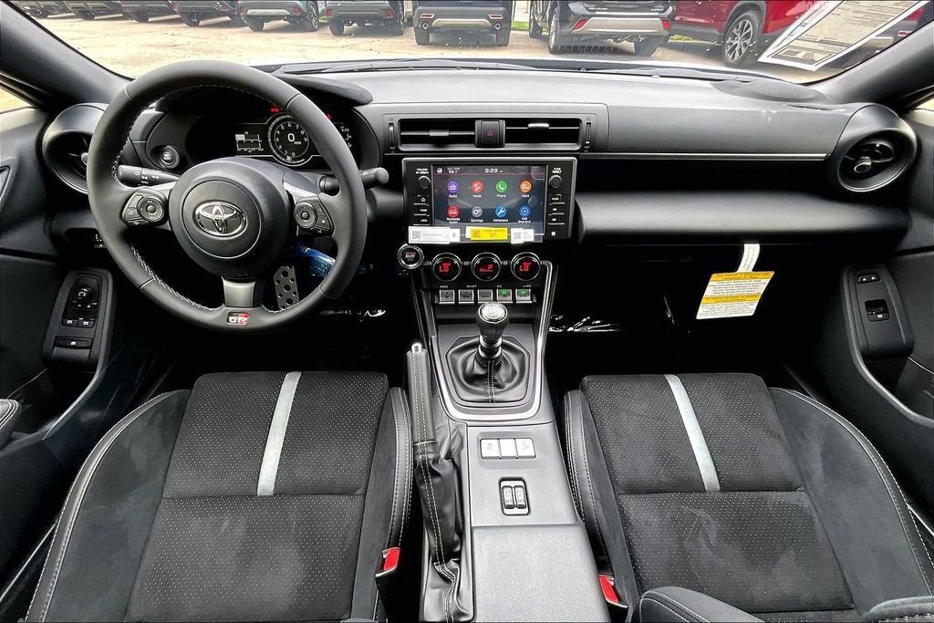 New 2026 Toyota GR86 Premium RWD image 5