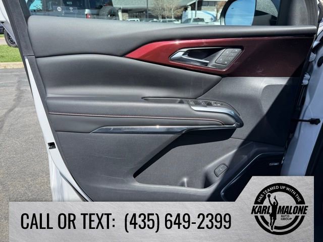 Used 2024 Chevrolet Traverse RS w/ LPO, Floor Liner Package image 13