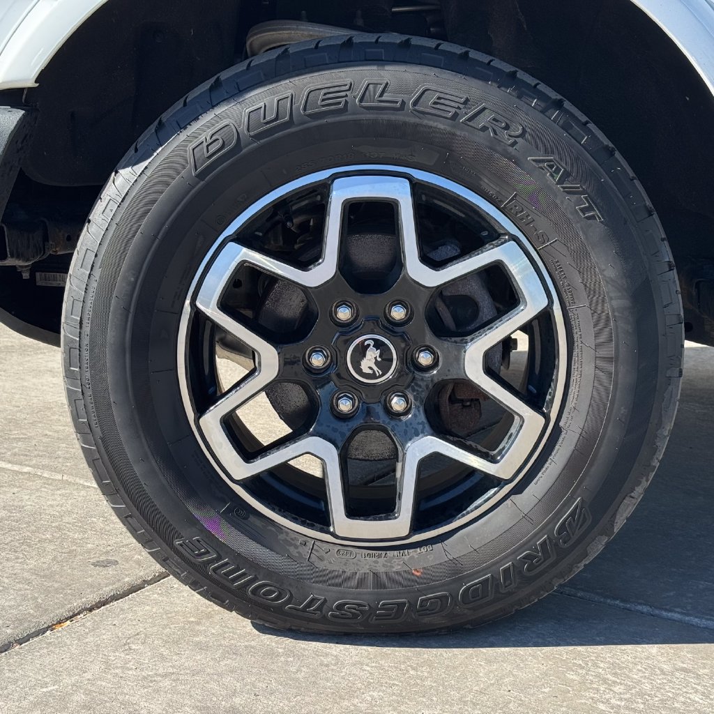 Used 2023 Ford Bronco Outer Banks AWD/4WD image 23