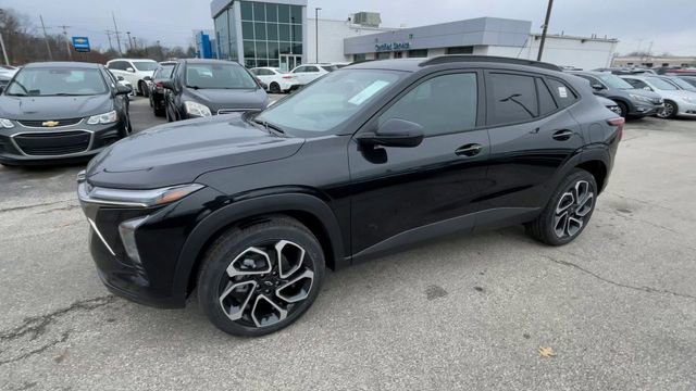 New 2026 Chevrolet Trax RS w/ Sunroof Package image 6