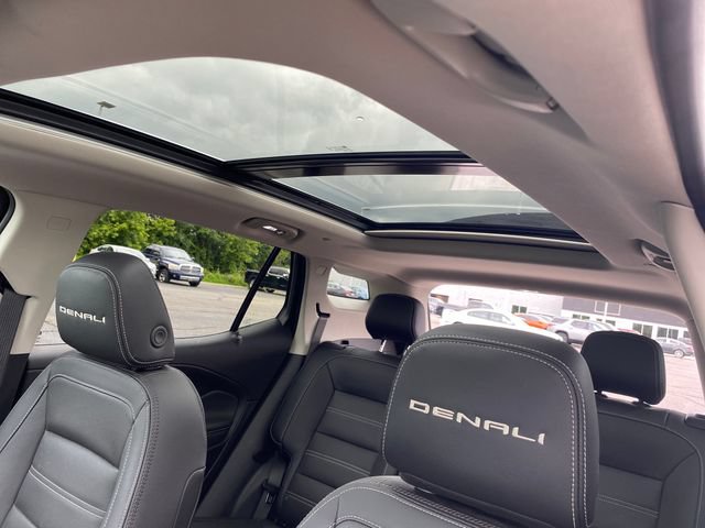 Certified 2024 GMC Terrain Denali w/ Black Diamond Edition AWD/4WD image 17