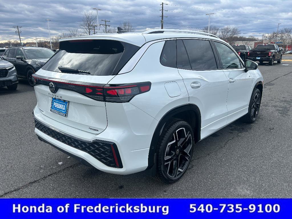 Used 2026 Volkswagen Tiguan SEL R-Line image 6