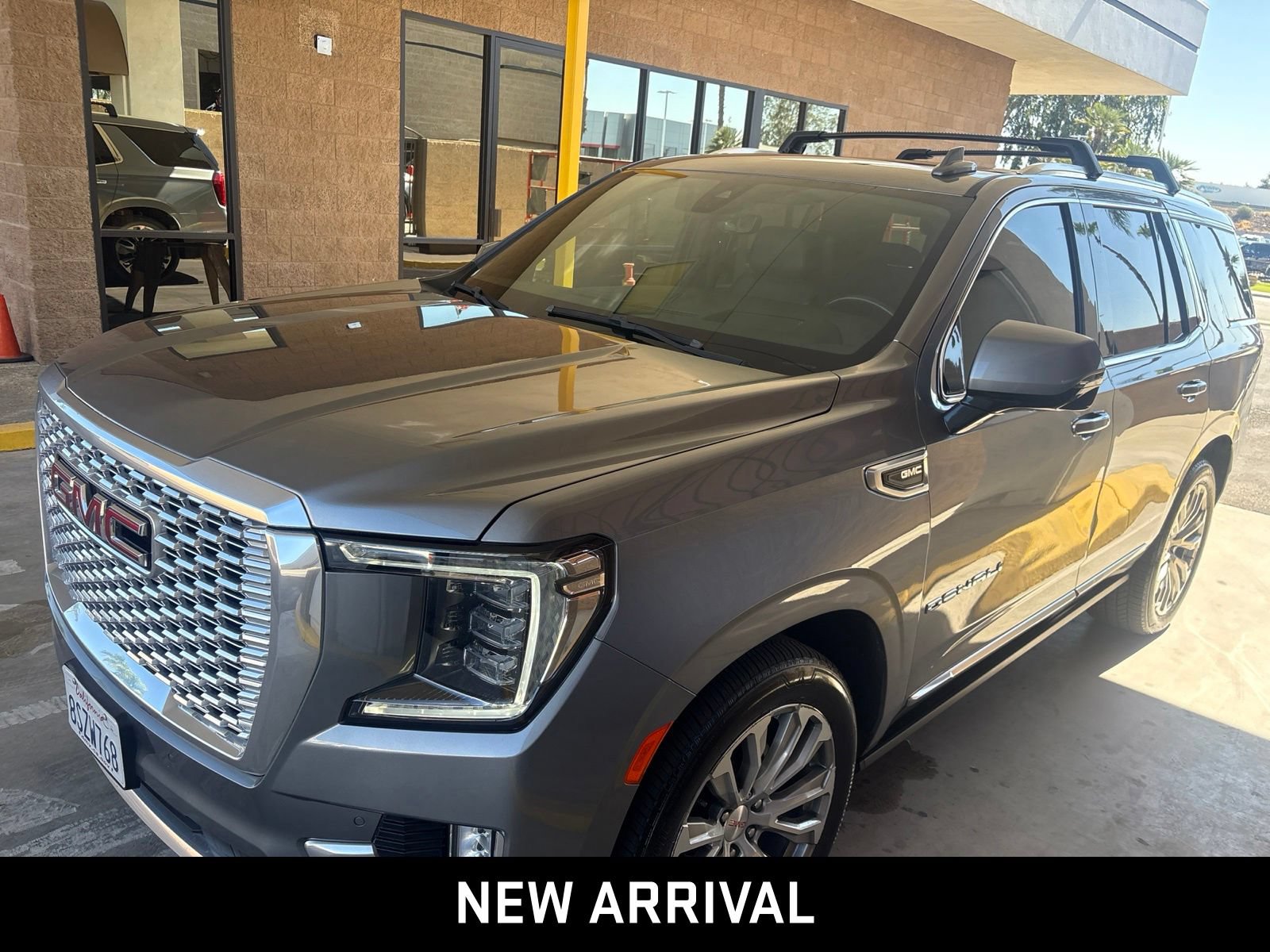 Certified 2021 GMC Yukon Denali w/ Denali Ultimate Package AWD/4WD image 2