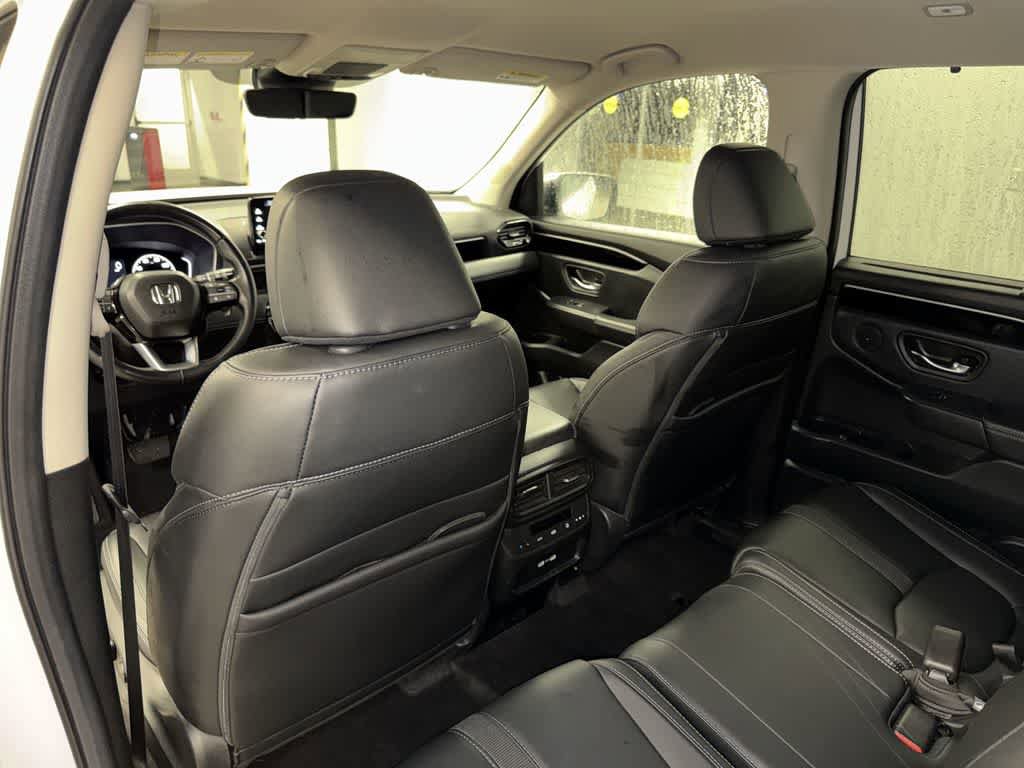 Used 2023 Honda Pilot EX-L image 29