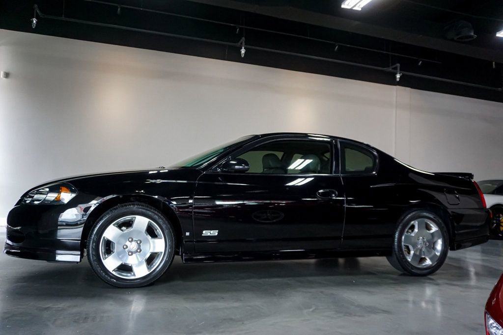 Used 2006 Chevrolet Monte Carlo SS w/ Convenience Package FWD image 44