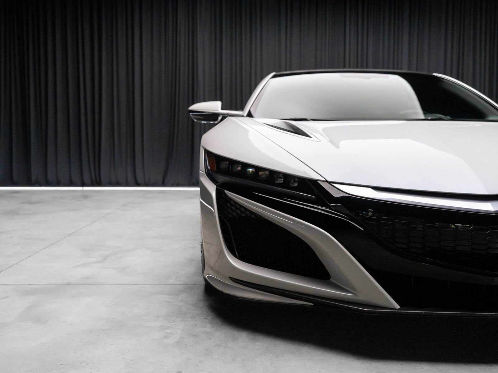Used 2017 Acura NSX AWD/4WD image 20