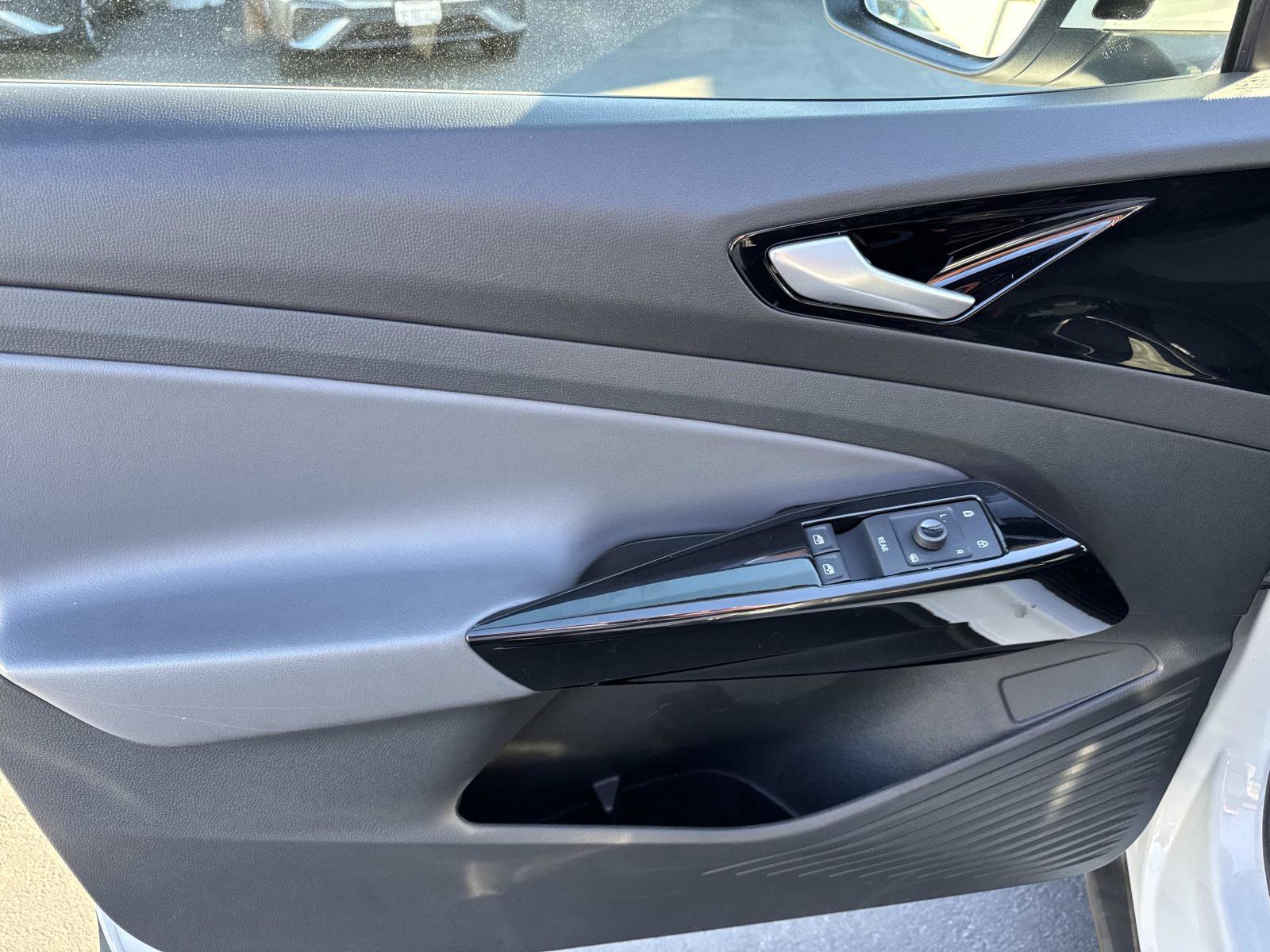 Certified 2021 Volkswagen ID.4 Pro image 15