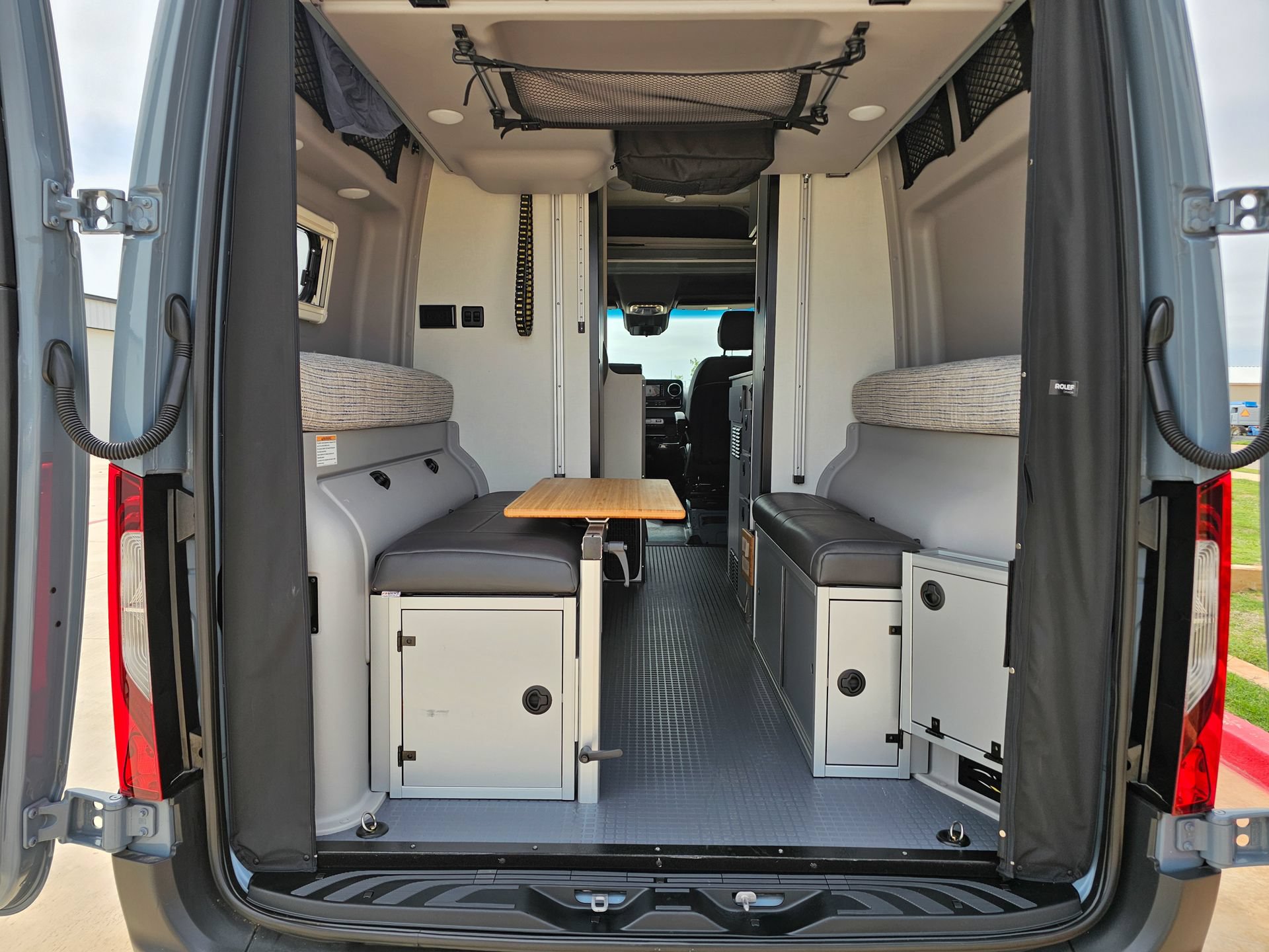 Used 2022 Mercedes-Benz Sprinter 2500 image 2