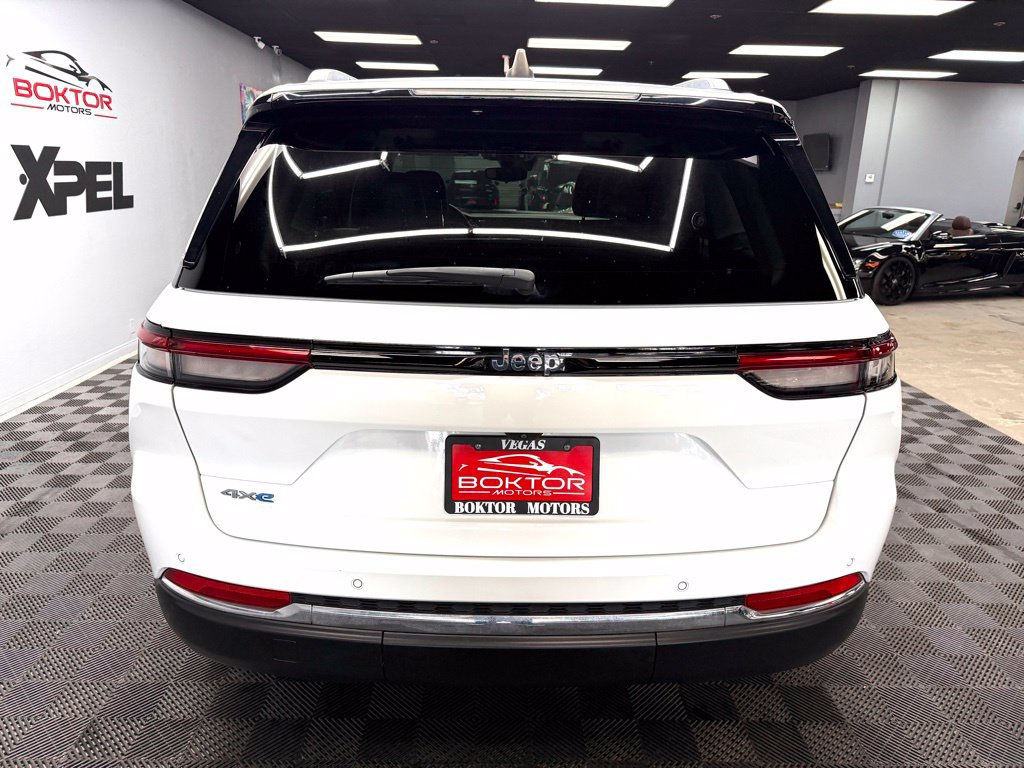 Used 2022 Jeep Grand Cherokee Limited 4xe AWD/4WD image 13