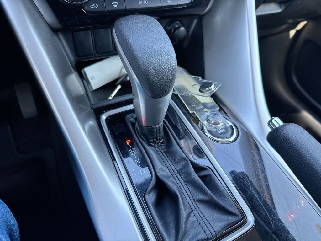 Used 2024 Mitsubishi Eclipse Cross LE AWD/4WD image 17