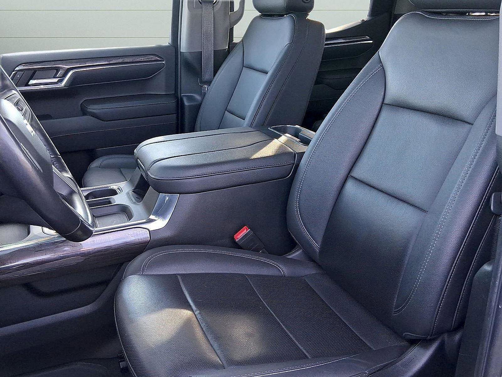 Used 2023 Chevrolet Silverado 1500 LTZ image 12