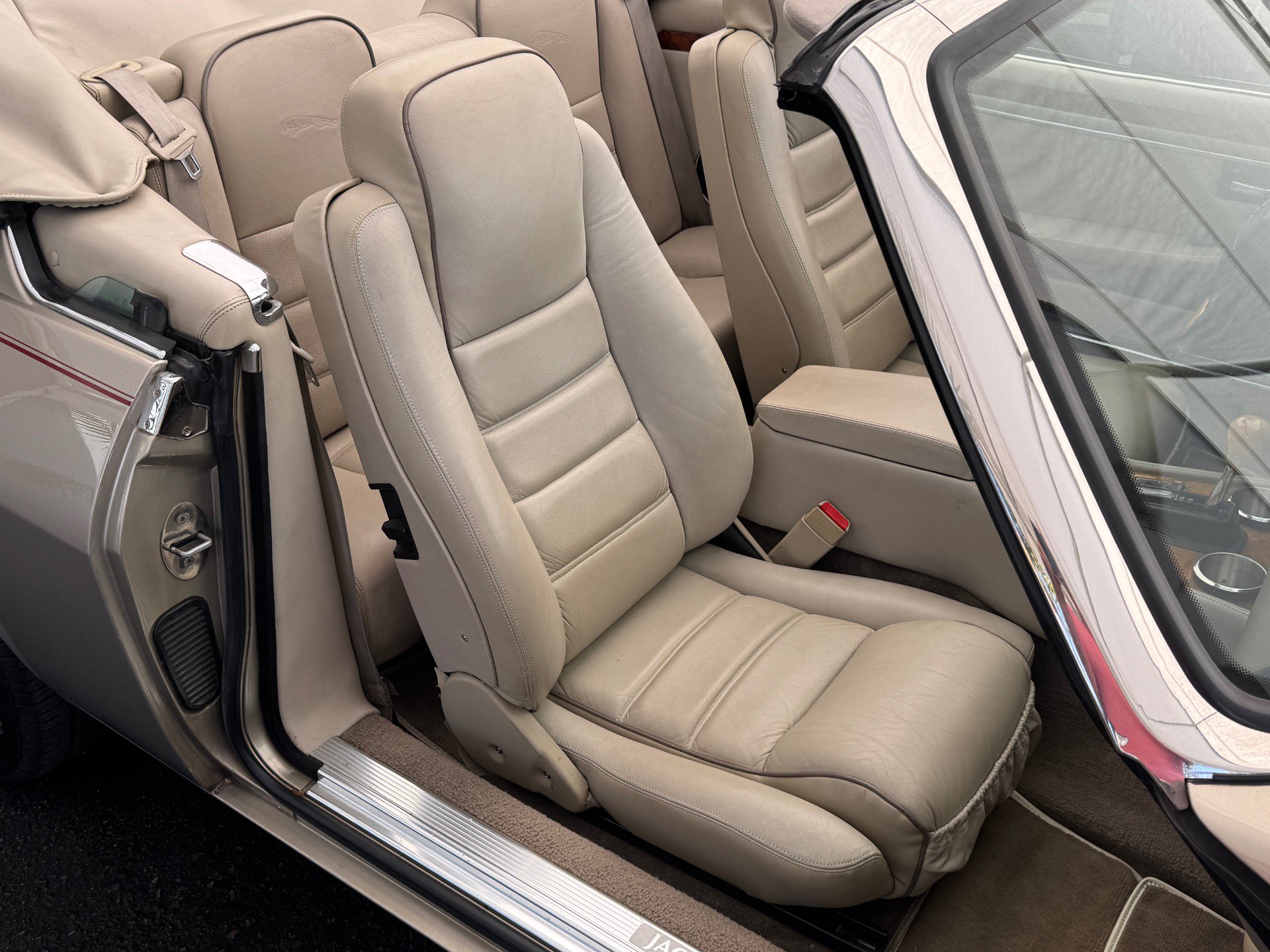 Used 1996 Jaguar XJS 4.0 Convertible RWD image 26