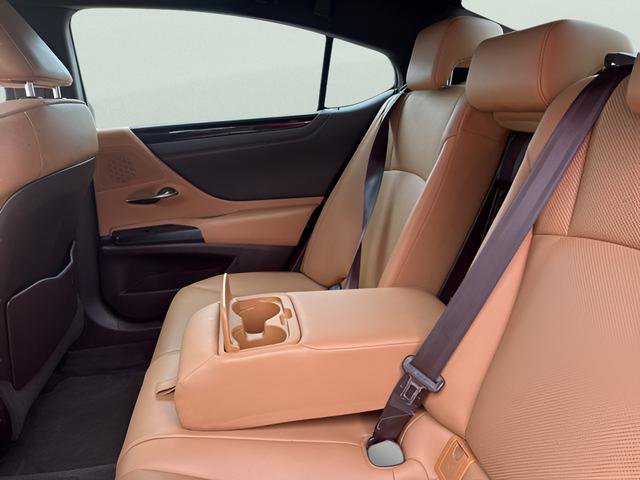 Used 2019 Lexus ES 350 w/ Premium Package FWD image 26