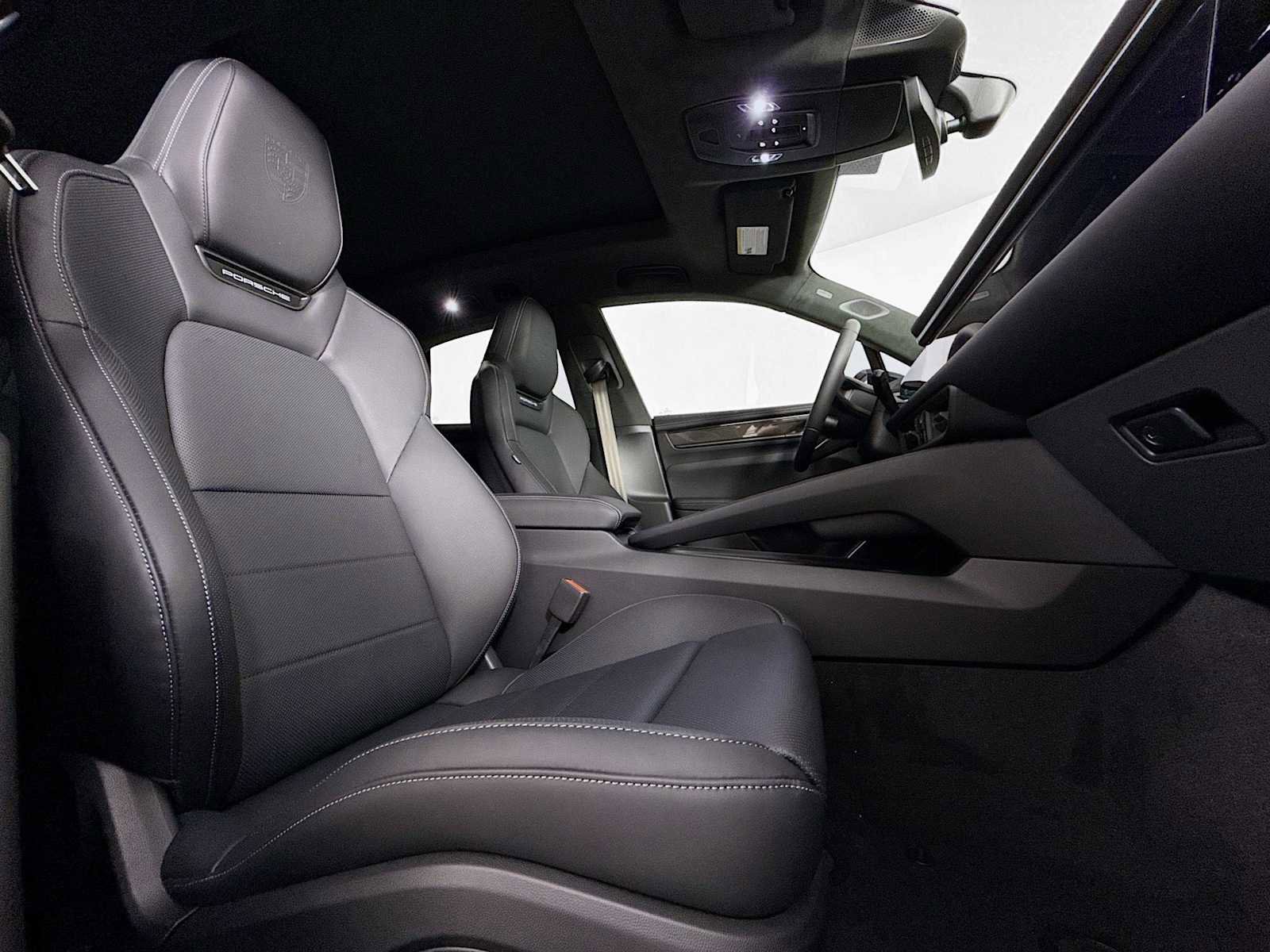 New 2025 Porsche Macan Turbo Electric image 30