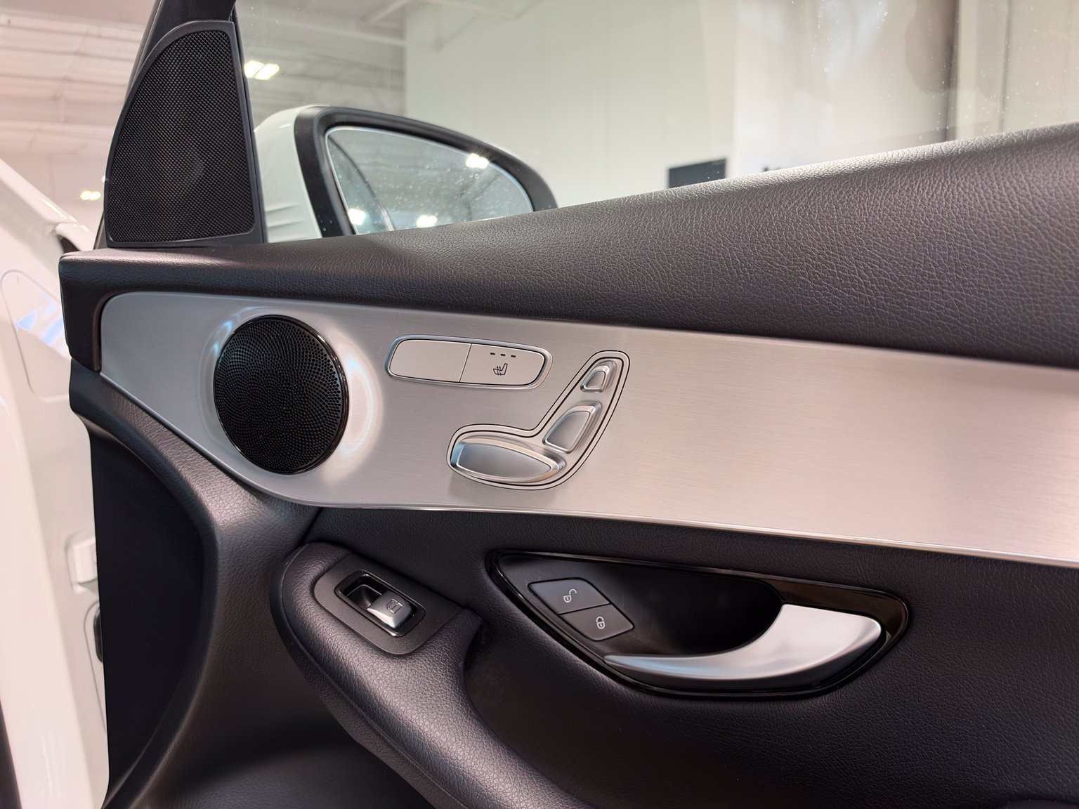Used 2019 Mercedes-Benz GLC 300 image 37