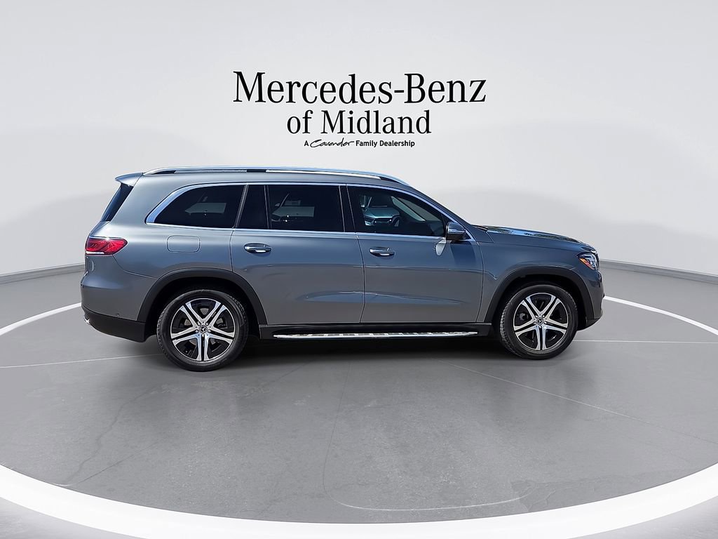 Used 2022 Mercedes-Benz GLS 450 4MATIC image 9