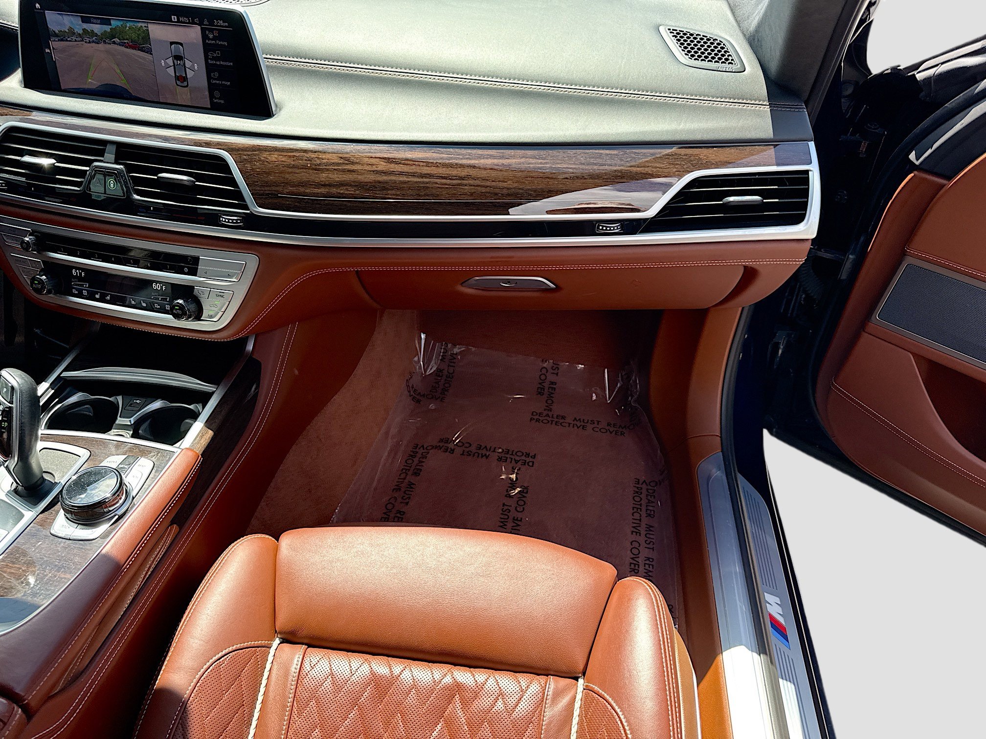 Used 2022 BMW 750i xDrive w/ Executive Package AWD/4WD image 18