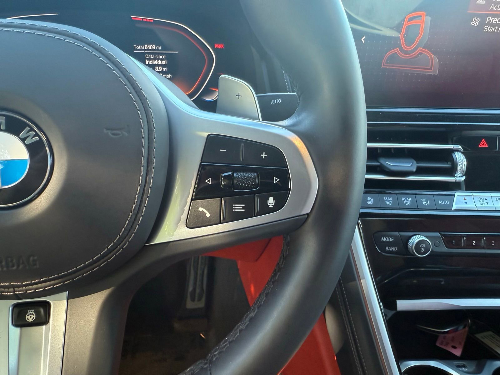 Certified 2025 BMW 840i Coupe w/ M Sport Professional Package image 25