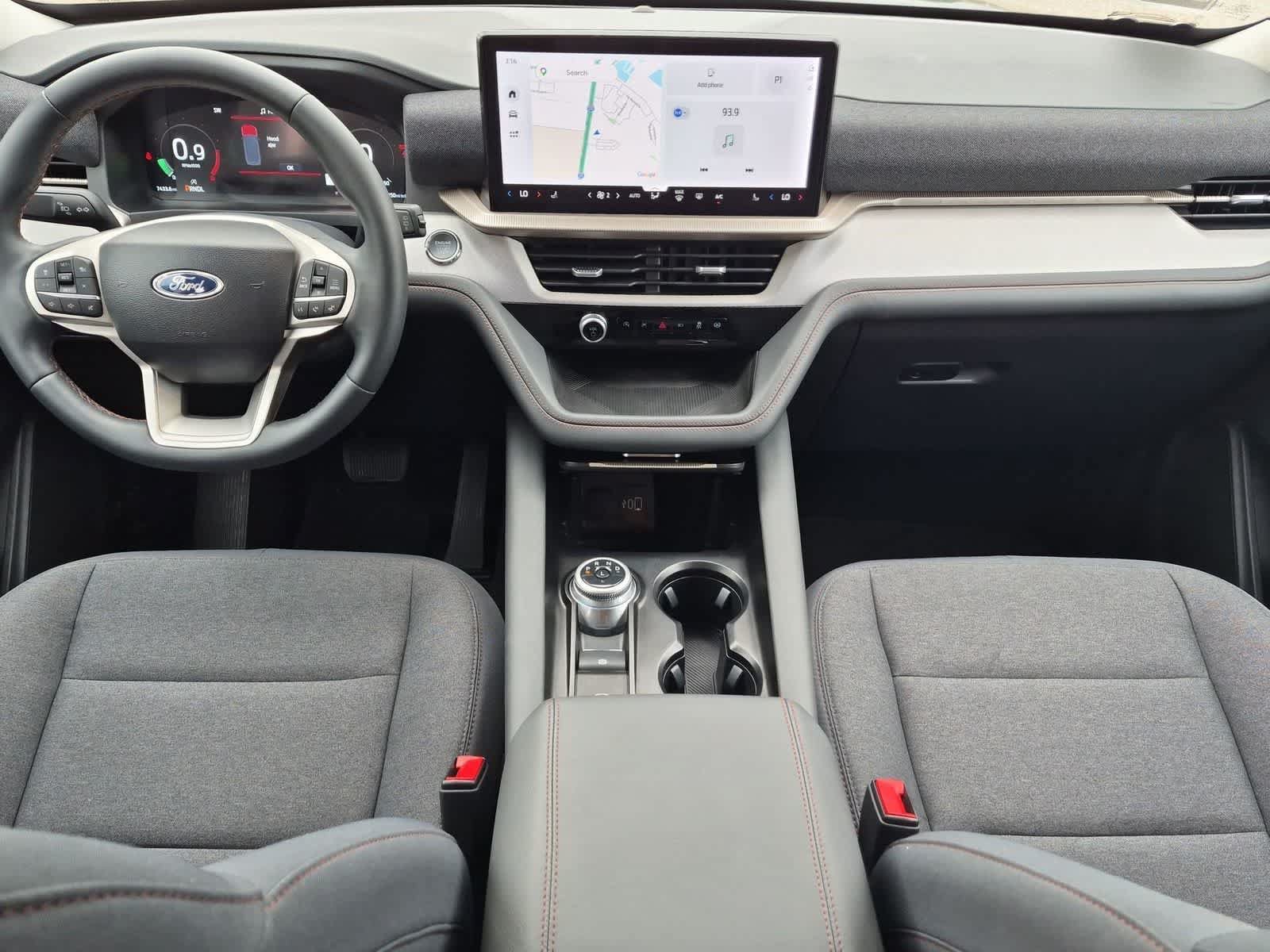 New 2025 Ford Explorer Active RWD image 20