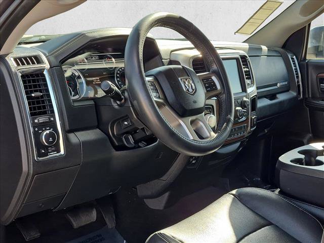 Used 2017 RAM 1500 Laramie w/ Convenience Group AWD/4WD image 9